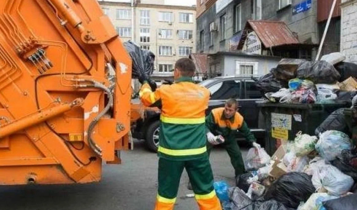 Срочный вывоз мусора в Соли-Илецке от ПроМусор — заказ день в день от 2969 руб., грузчики, цена