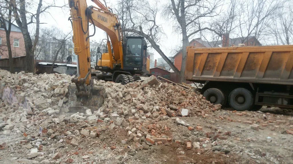 Вывоз мусора ОССиГ с выездом в Соли-Илецке в октябре