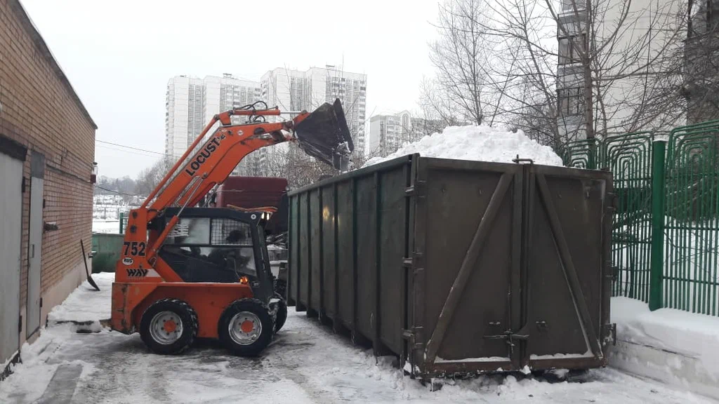 Вывоз снега контейнерами в Соли-Илецке — цена от 3334 руб., заказать контейнер для снега в ПроМусор